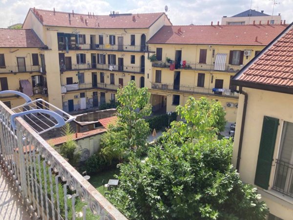 appartamento in vendita a Milano in zona Crescenzago
