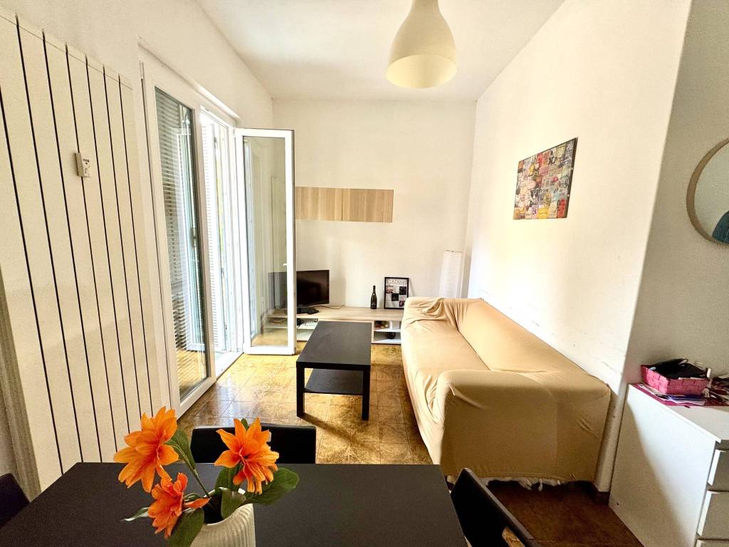 appartamento in vendita a Milano in zona Forlanini