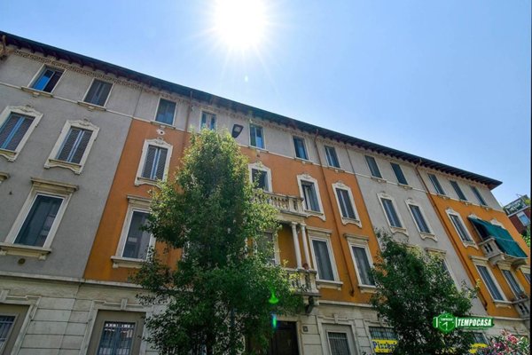 appartamento in vendita a Milano in zona Famagosta