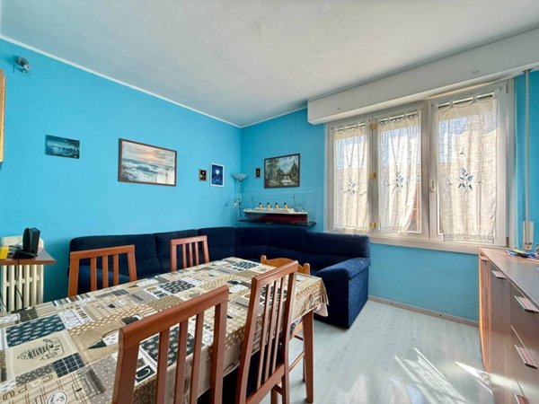 appartamento in vendita a Milano in zona Baggio