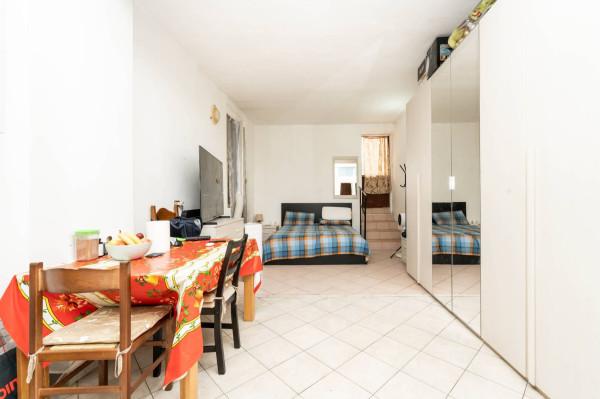 appartamento in vendita a Milano in zona Crescenzago