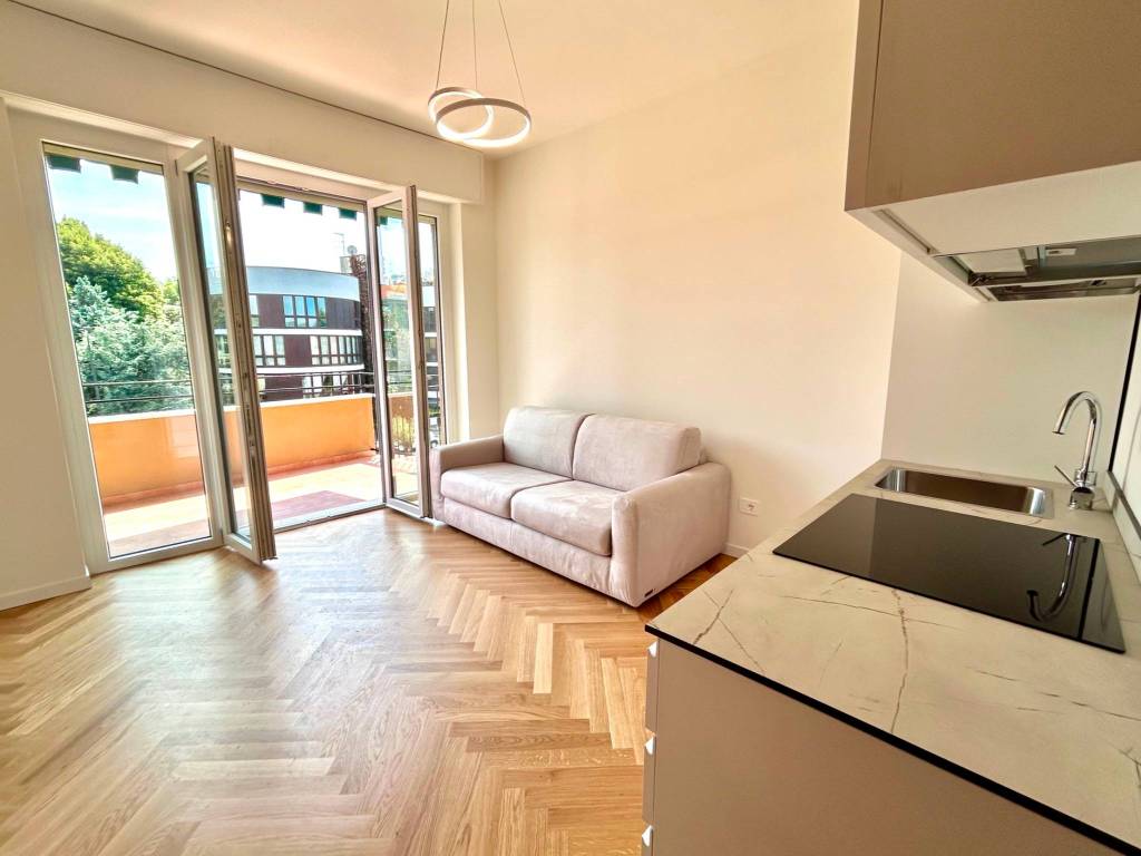 appartamento in vendita a Milano in zona Il Portello