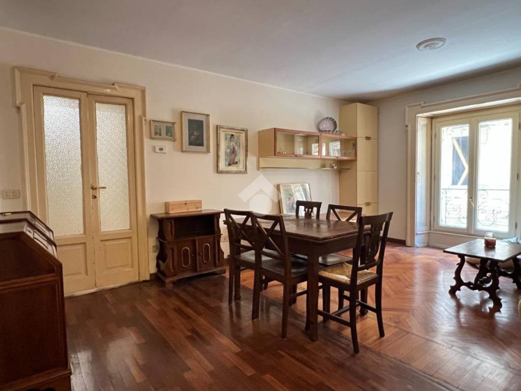 appartamento in vendita a Milano in zona Isola