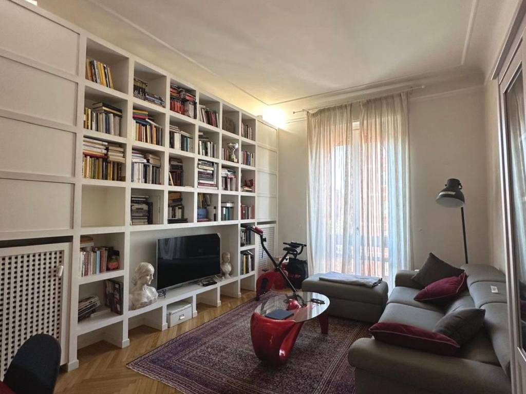 appartamento in vendita a Milano in zona Porta Romana
