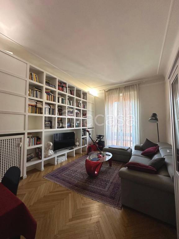 appartamento in vendita a Milano in zona Porta Romana