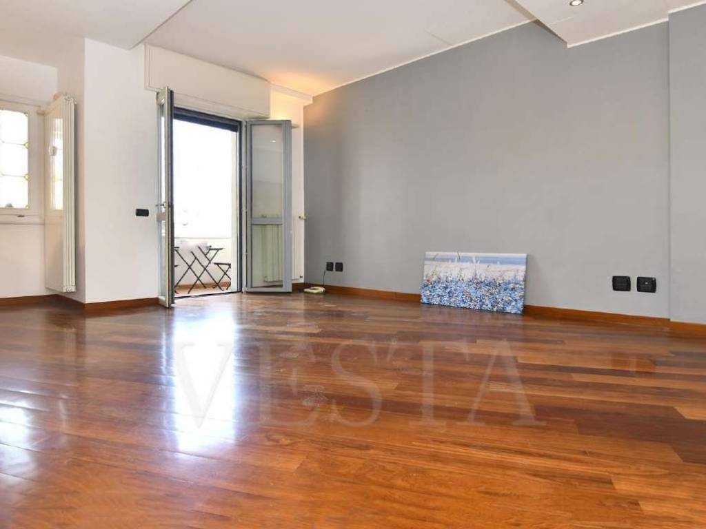 appartamento in vendita a Milano in zona Centro Direzionale