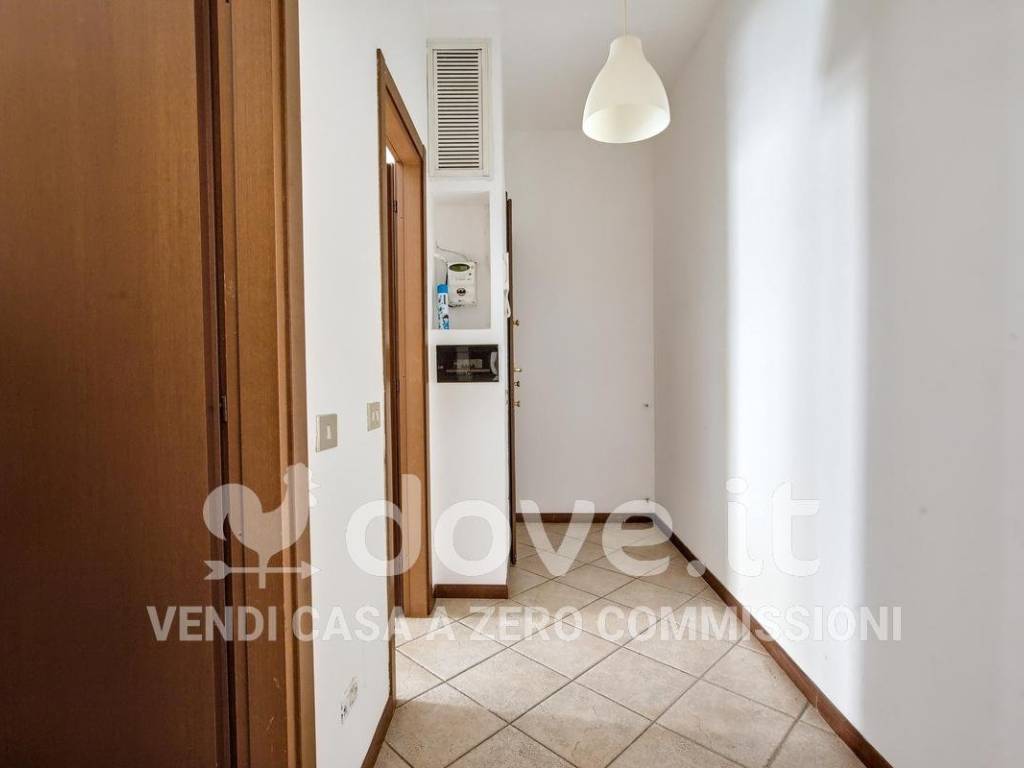 appartamento in vendita a Milano in zona Famagosta