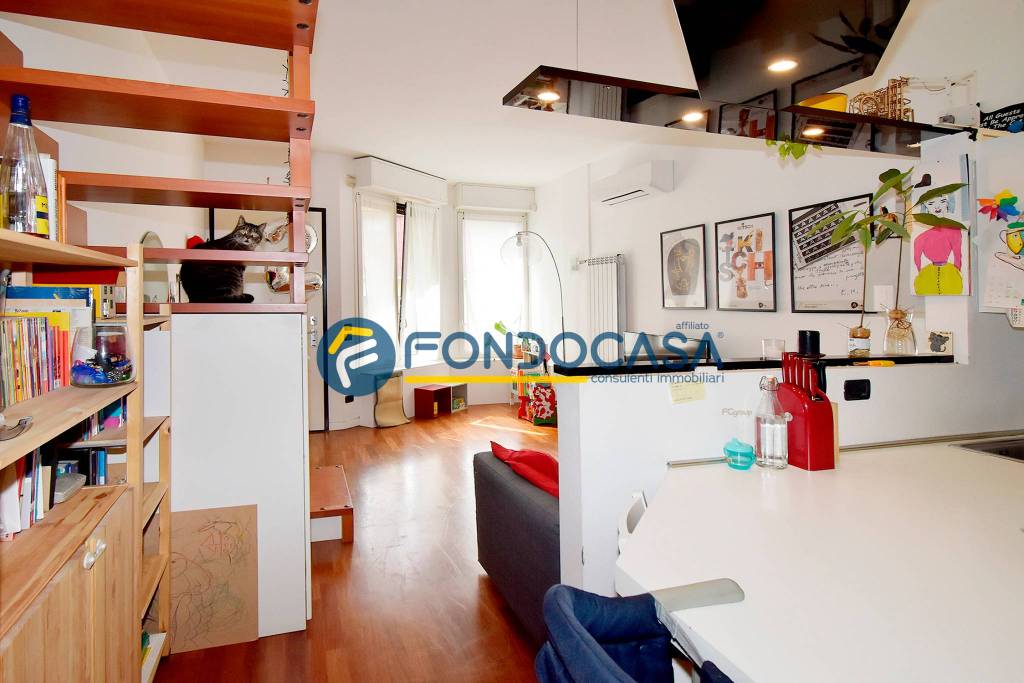 appartamento in vendita a Milano in zona Gorla