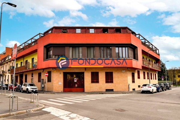 appartamento in vendita a Milano in zona Gorla