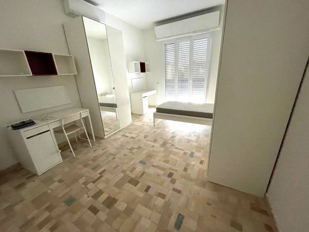 appartamento in vendita a Milano in zona Quarto Oggiaro