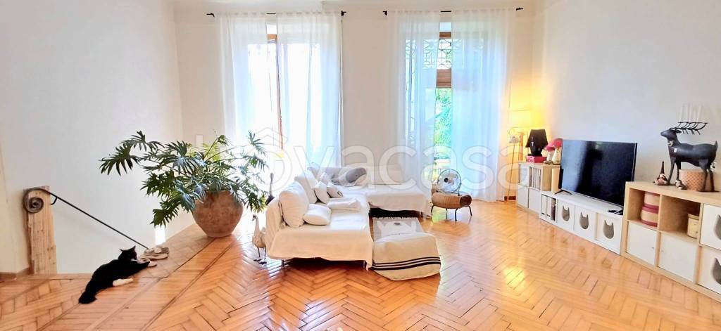 appartamento in vendita a Milano in zona Porta Ticinese
