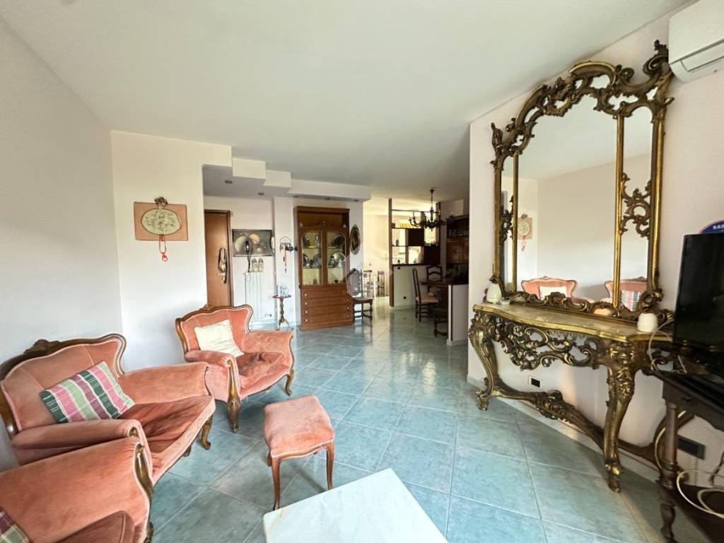 appartamento in vendita a Milano in zona Precotto