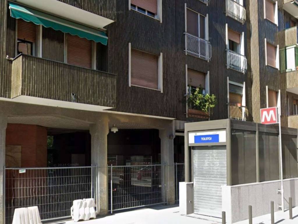appartamento in vendita a Milano in zona Famagosta
