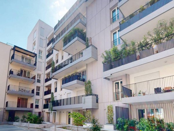appartamento in vendita a Milano in zona Porta Venezia