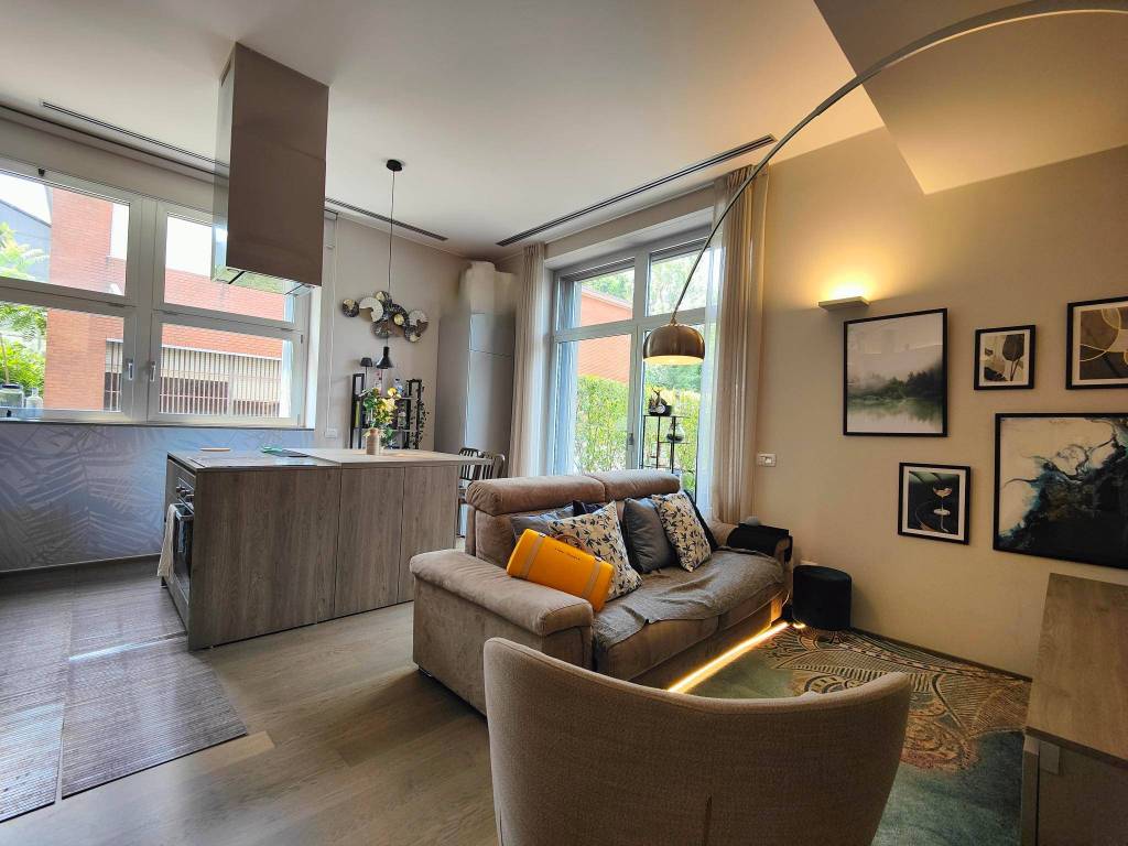 appartamento in vendita a Milano in zona Maggiolina