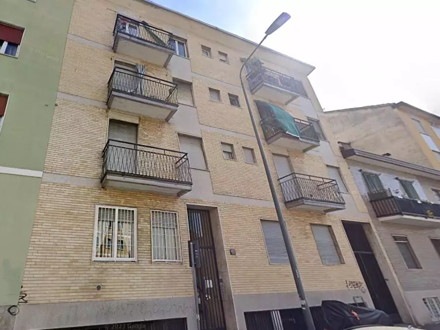appartamento in vendita a Milano in zona Baggio