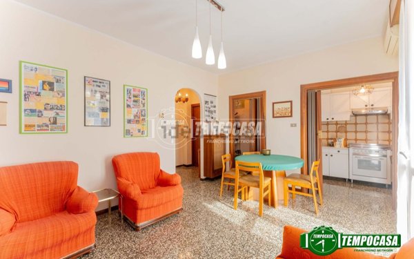 appartamento in vendita a Milano in zona Baggio