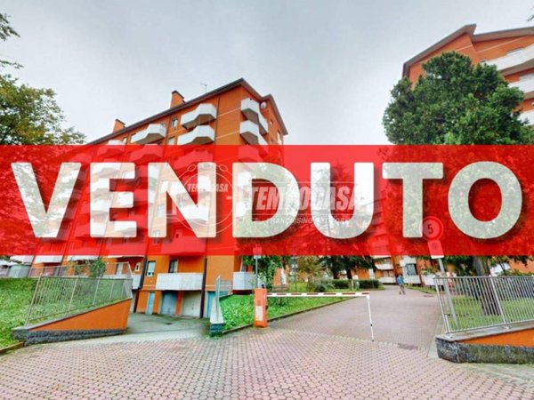 appartamento in vendita a Milano in zona Forlanini
