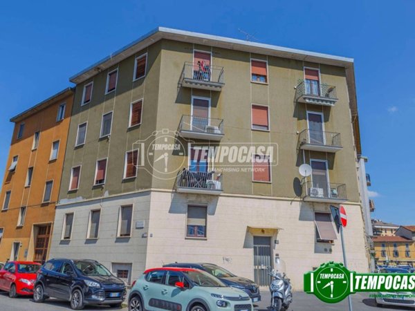 appartamento in vendita a Milano in zona Garegnano