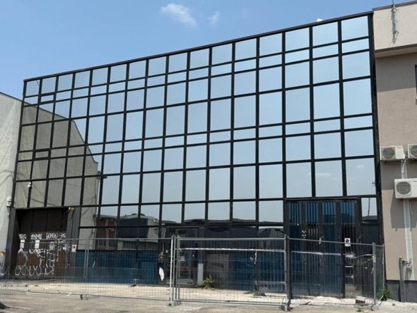 appartamento in vendita a Milano in zona Barona