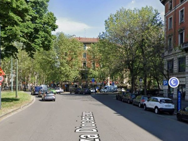 negozio in vendita a Milano in zona Isola