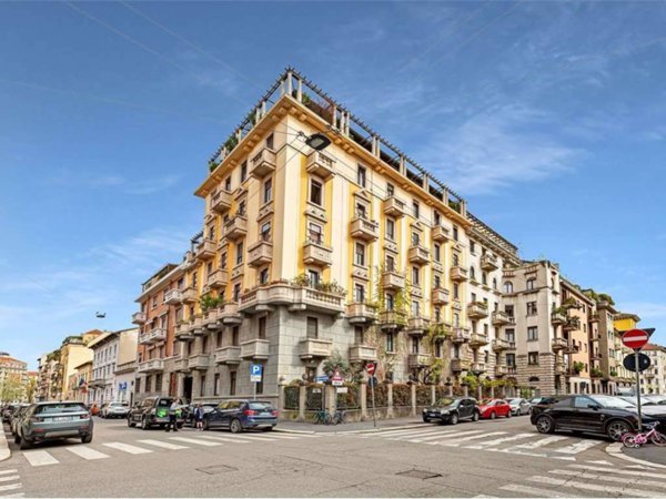 appartamento in vendita a Milano in zona Città Studi