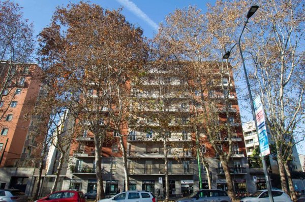 appartamento in vendita a Milano in zona Isola
