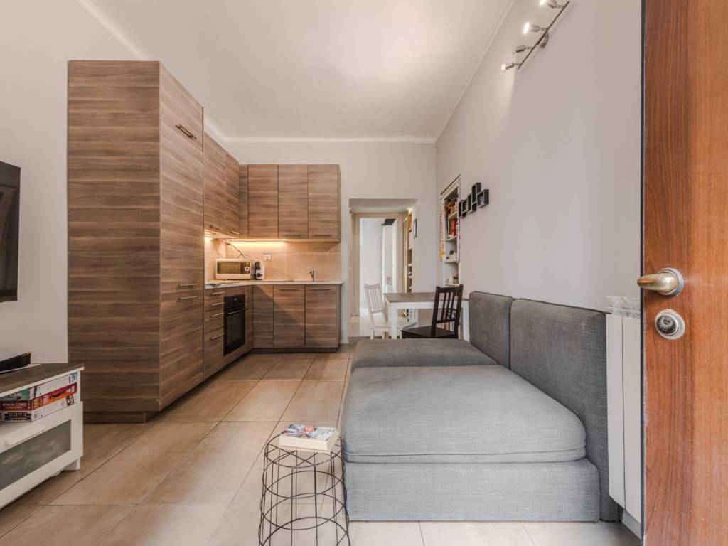 appartamento in vendita a Milano in zona Loreto