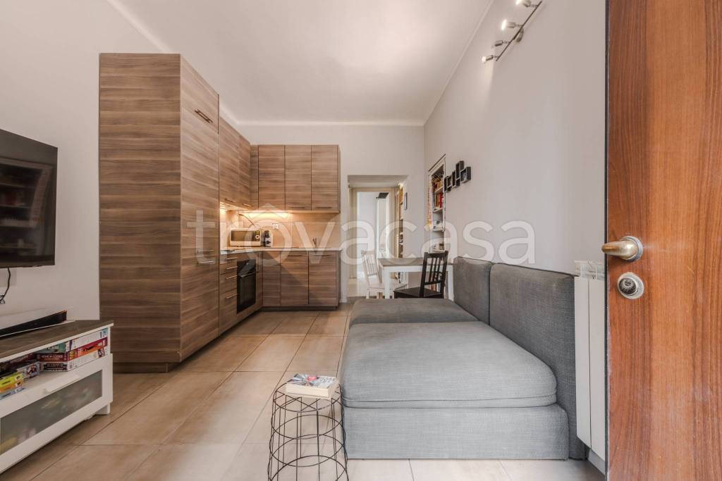 appartamento in vendita a Milano in zona Loreto