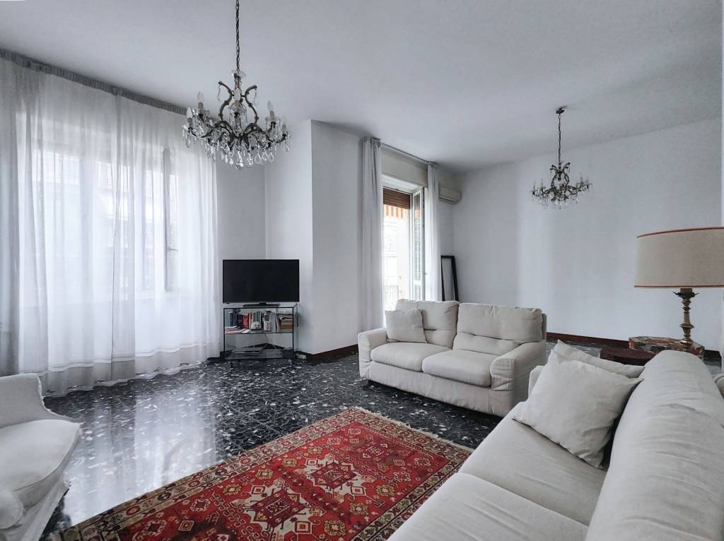 appartamento in vendita a Milano in zona Brera