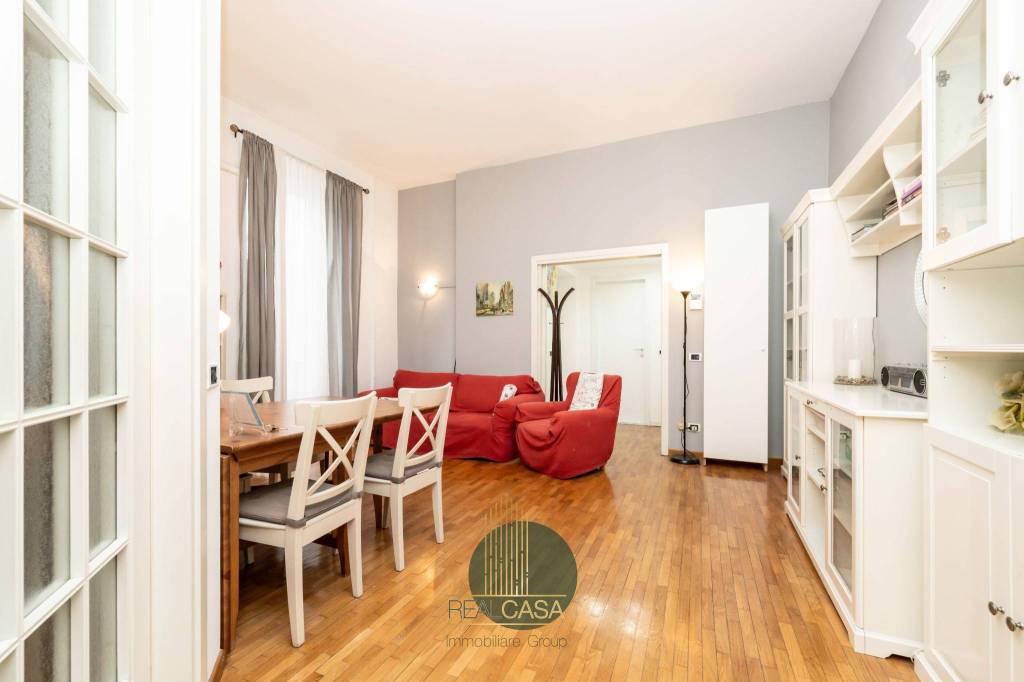 appartamento in vendita a Milano in zona Loreto