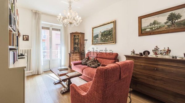 appartamento in vendita a Milano in zona Porta Vittoria