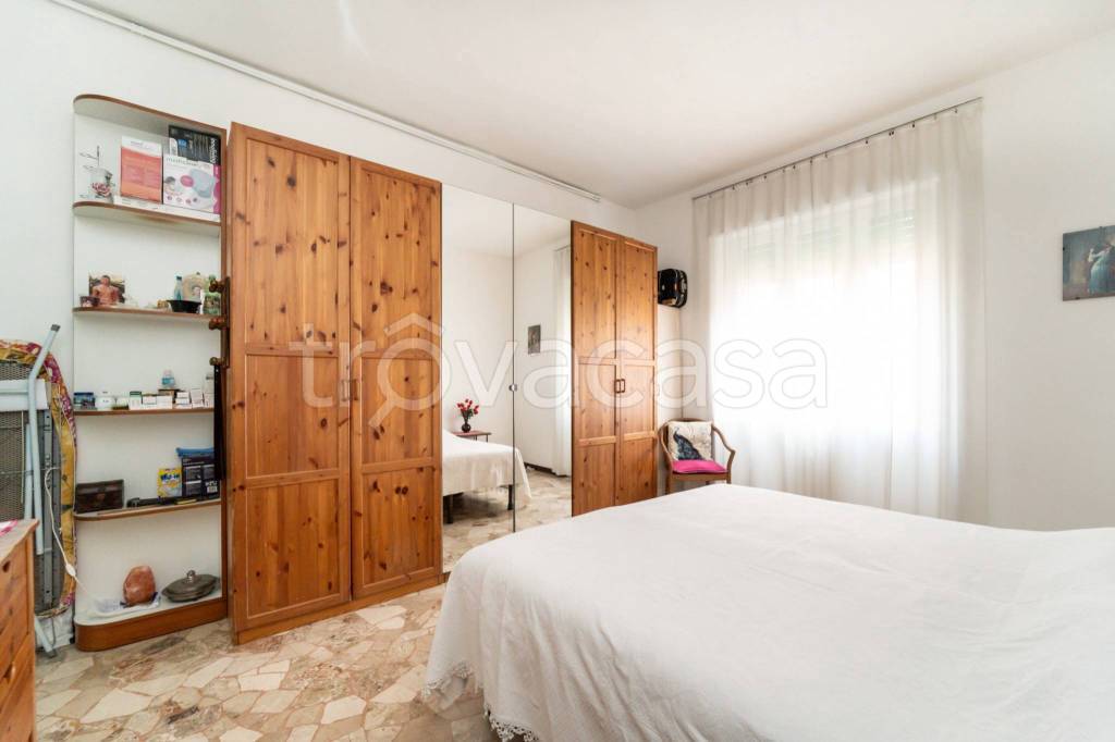 appartamento in vendita a Milano in zona Gorla