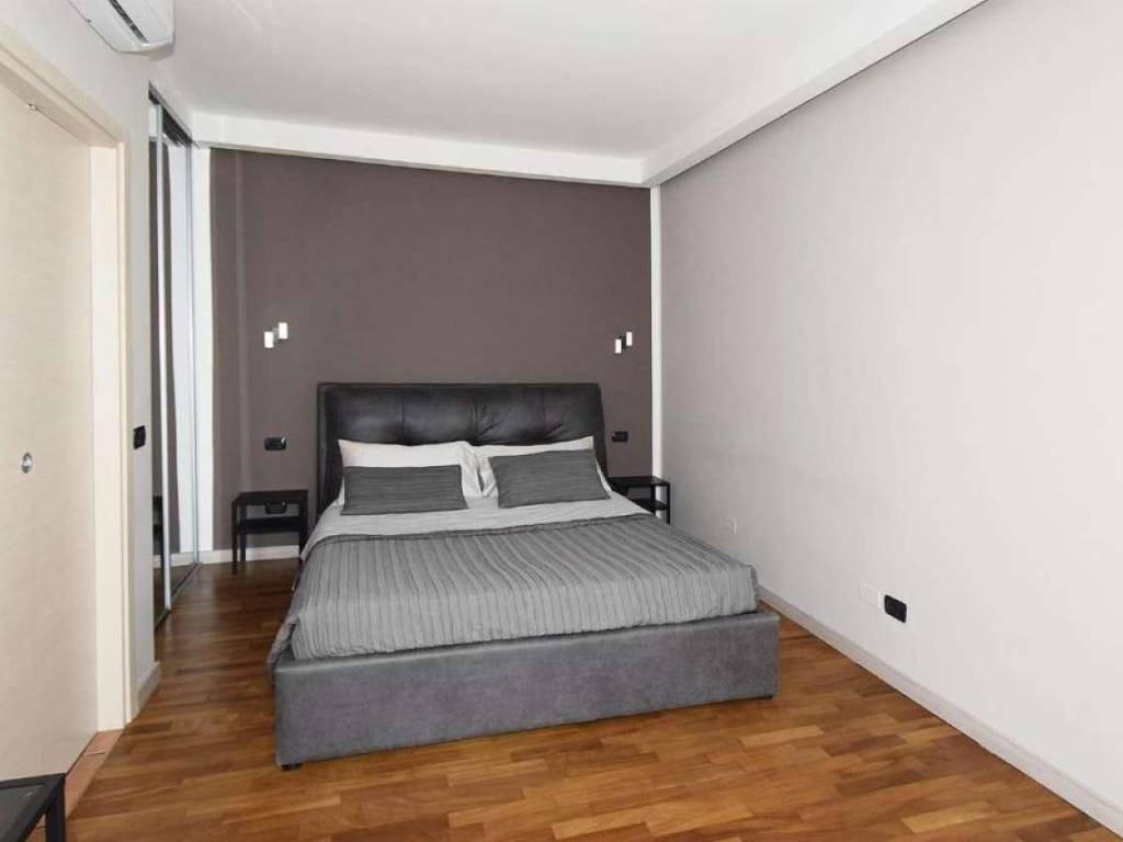 negozio in vendita a Milano in zona Affori