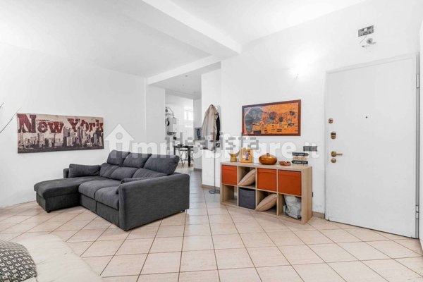 appartamento in vendita a Milano in zona Vigentino