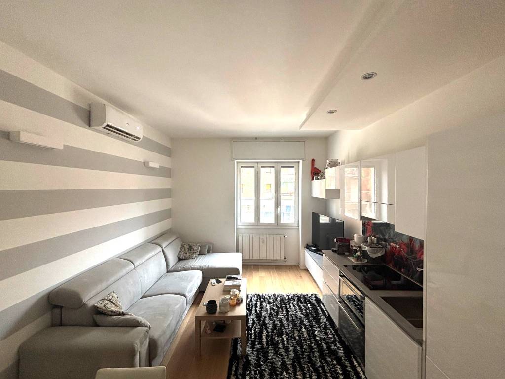 appartamento in vendita a Milano in zona Isola