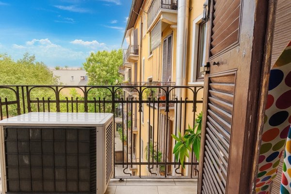 appartamento in vendita a Milano in zona Dergano