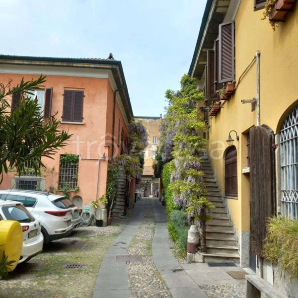 appartamento in vendita a Milano in zona Bocconi