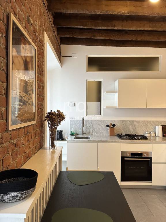 appartamento in vendita a Milano in zona Porta Romana