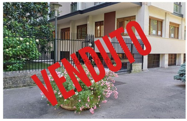 ufficio in vendita a Milano