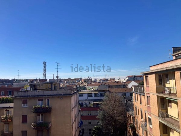 appartamento in vendita a Milano in zona Città Studi