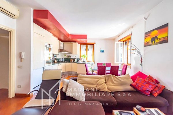 appartamento in vendita a Milano in zona Cagnola