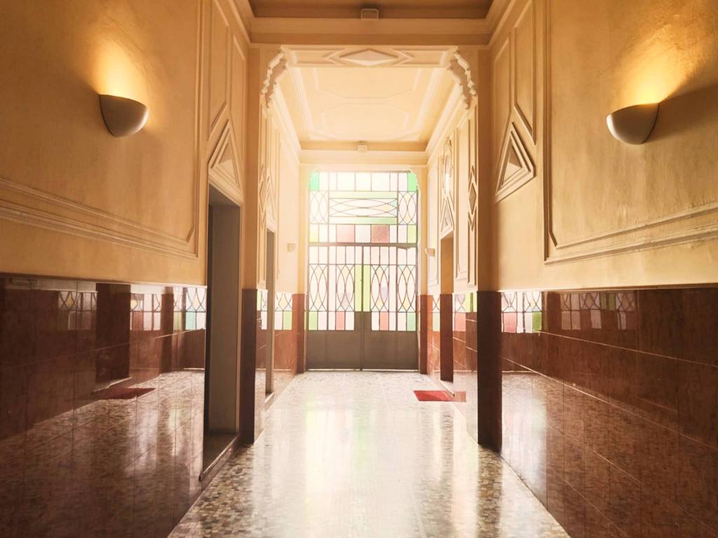 appartamento in vendita a Milano in zona Stadera