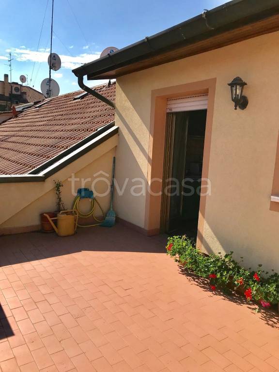 appartamento in vendita a Milano in zona Porta Vittoria