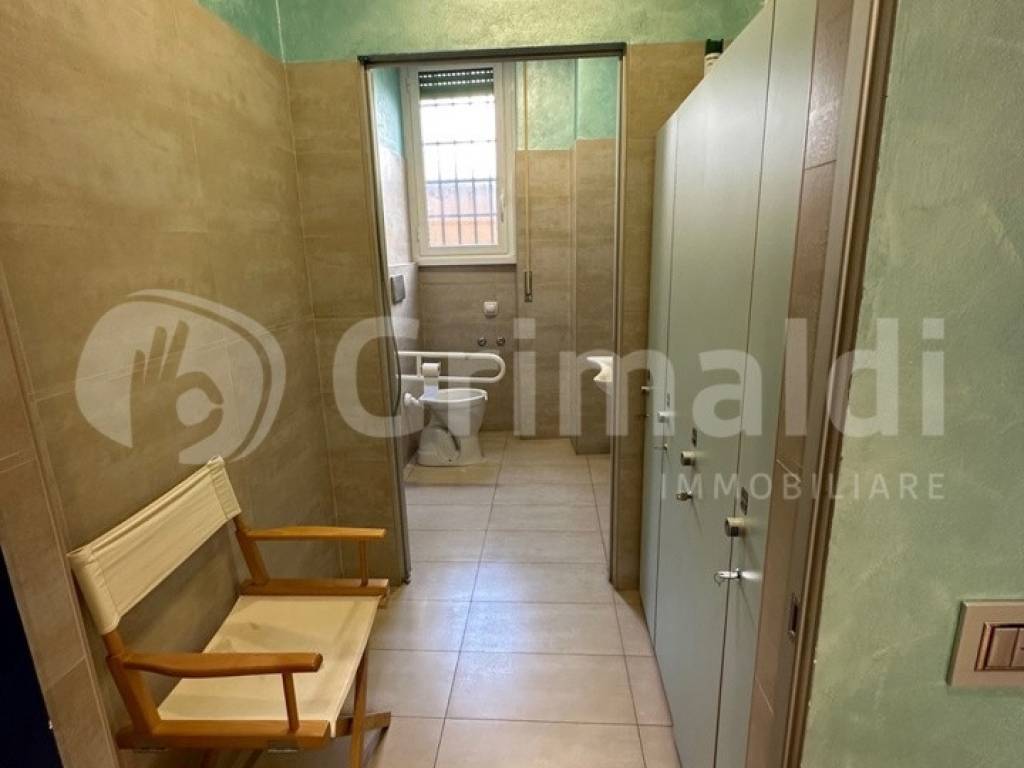 negozio in vendita a Milano in zona Chiesa Rossa