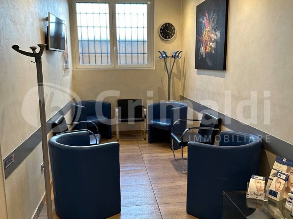 negozio in vendita a Milano in zona Chiesa Rossa