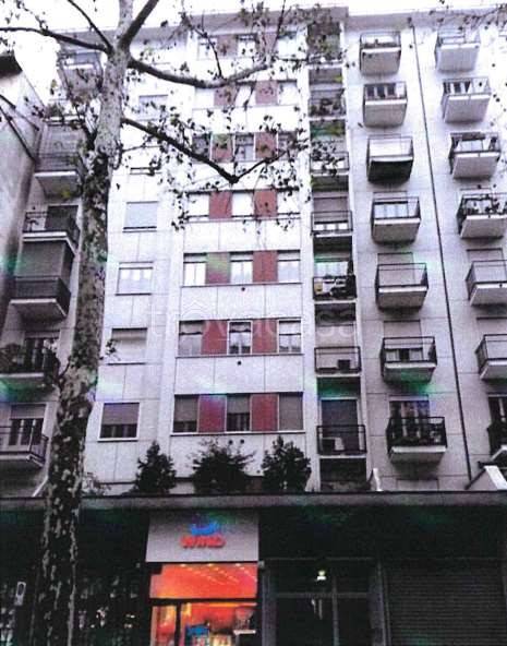 appartamento in vendita a Milano in zona Corvetto
