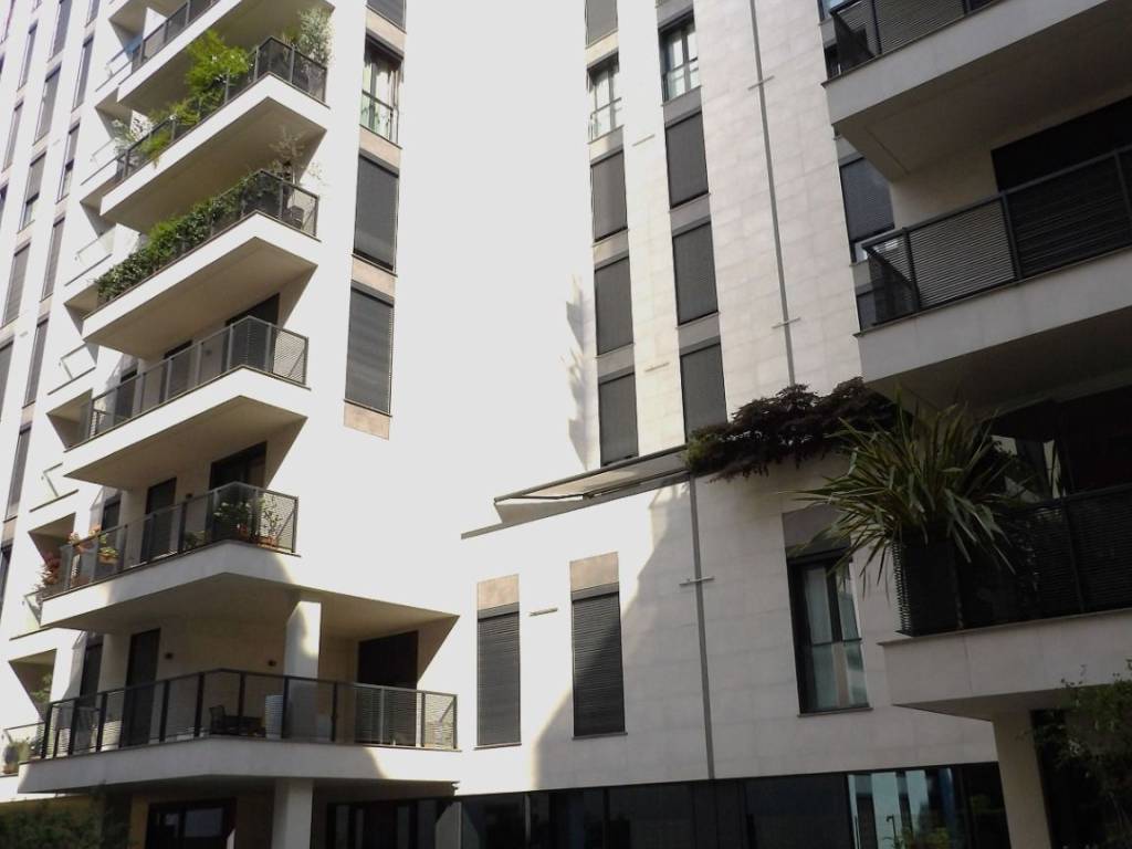 appartamento in vendita a Milano in zona Isola