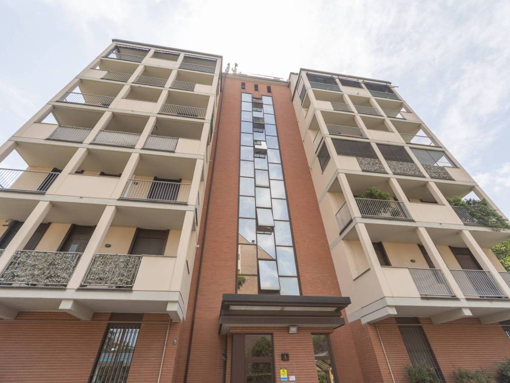 appartamento in vendita a Milano in zona Vigentino