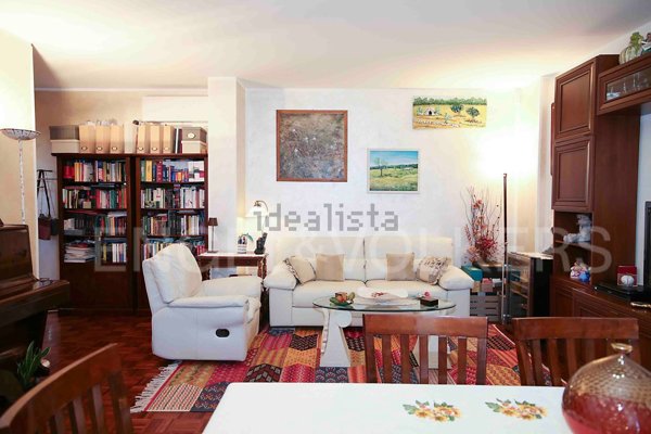 appartamento in vendita a Milano in zona Ronchetto sul Naviglio